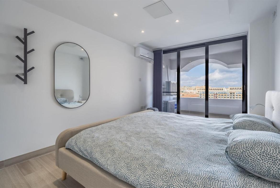 Deluxe Seaview Apartment Saint Julian's Ngoại thất bức ảnh